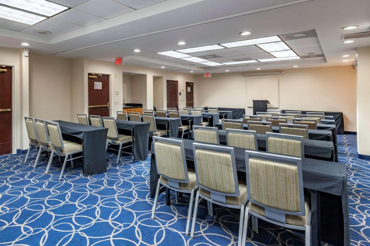 Comfort Inn & Suites Houston I-10 West Energy Corridor Zewnętrze zdjęcie