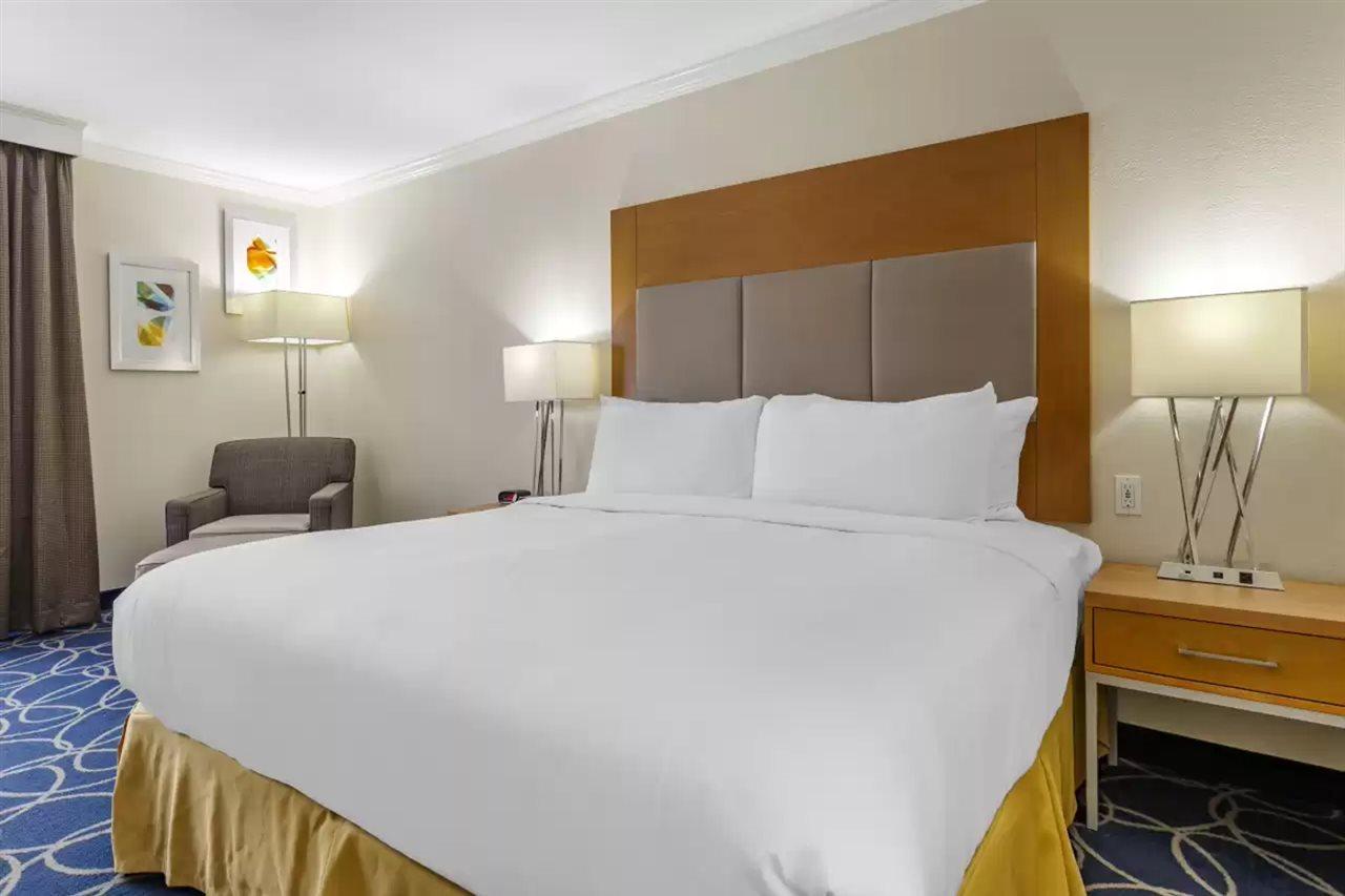 Comfort Inn & Suites Houston I-10 West Energy Corridor Zewnętrze zdjęcie