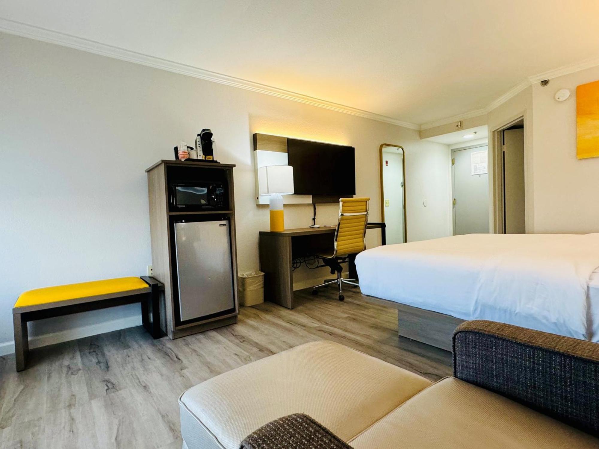Comfort Inn & Suites Houston I-10 West Energy Corridor Zewnętrze zdjęcie